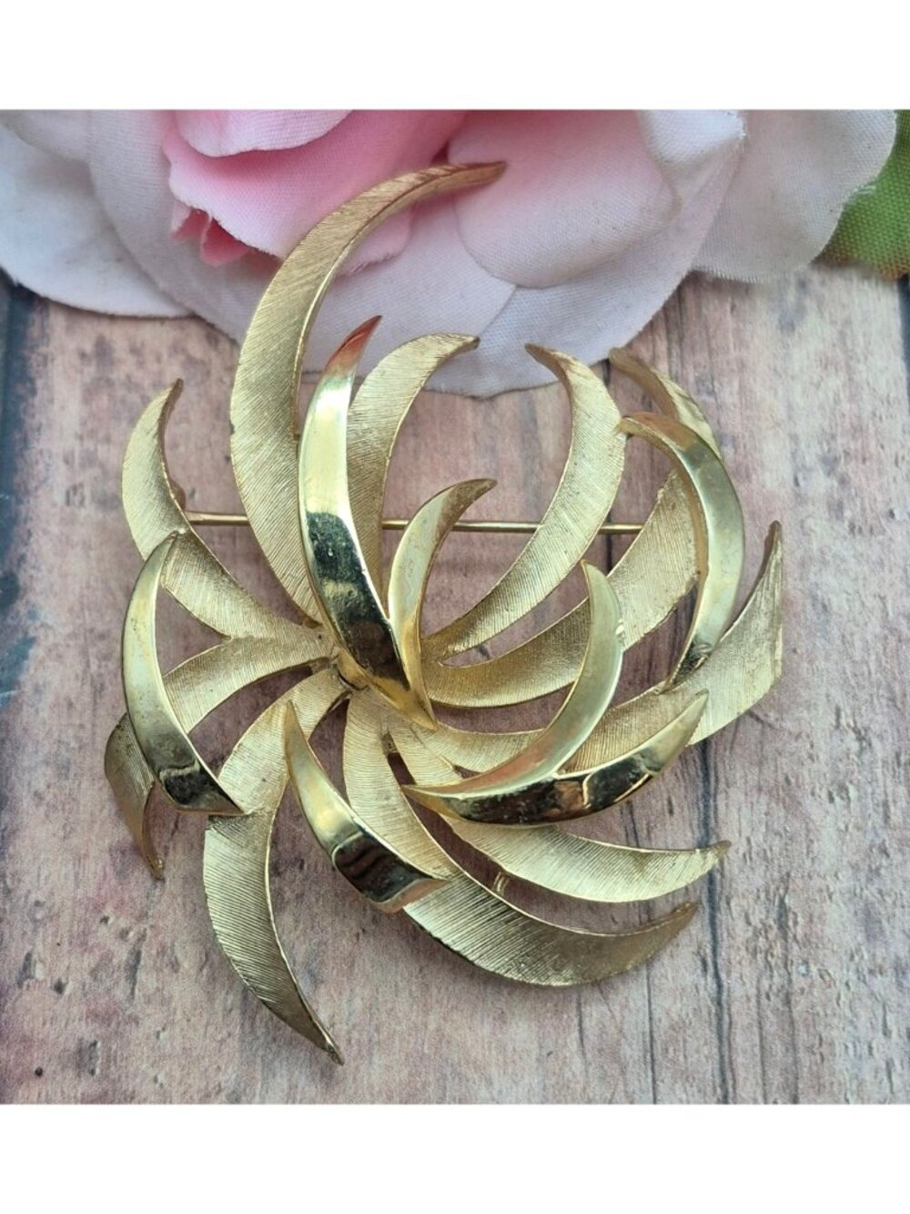 Mid Century Crown Trifari Large 3" Abstract Brooch Pin Gold Tone VTG Statement